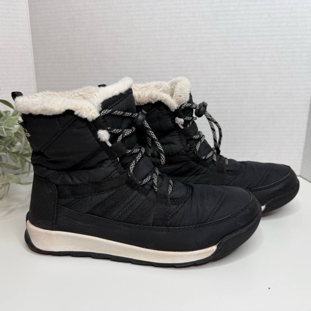 Sorel Whitney II Short Black Waterproof Insulated Boot Size 6 Winter Outdoor